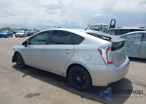 2015 Toyota Prius Two z USA, uszkodzony, nr VIN JTDKN3DU9F1929129